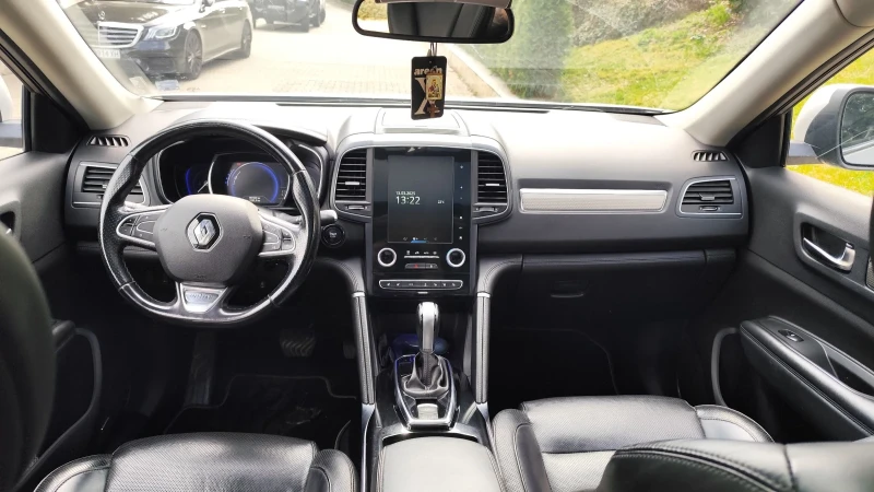 Renault Koleos 2.0DCi Initiale, снимка 11 - Автомобили и джипове - 52517032