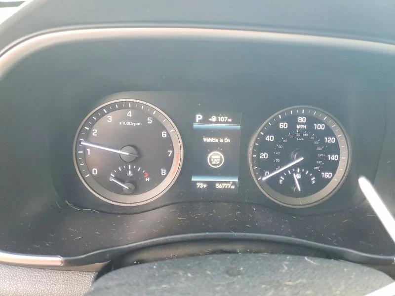 Hyundai Tucson 2.4L 4 Front-wheel Drive, снимка 9 - Автомобили и джипове - 53964317