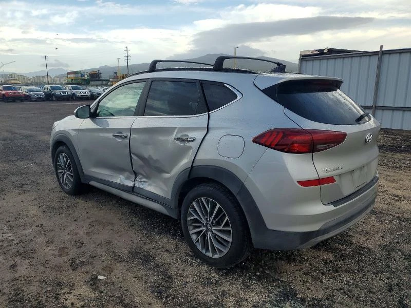 Hyundai Tucson 2.4L 4 Front-wheel Drive, снимка 2 - Автомобили и джипове - 53964317