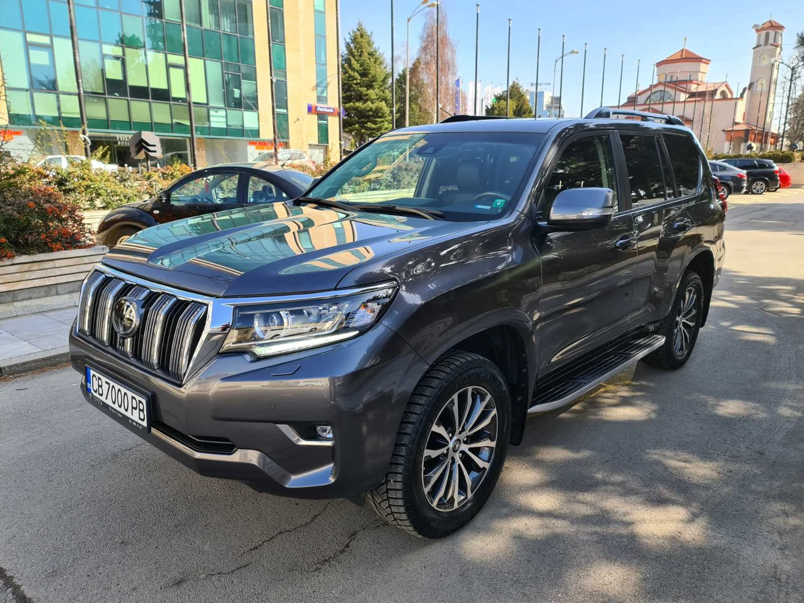 Toyota Land cruiser 2.8D 6AT Executive-в гаранция - изображение 3