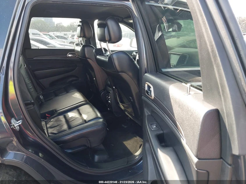 Jeep Grand cherokee 3.6L V-6 DOHC, VVT, 290HP 4X2 Drive, снимка 8 - Автомобили и джипове - 53829066