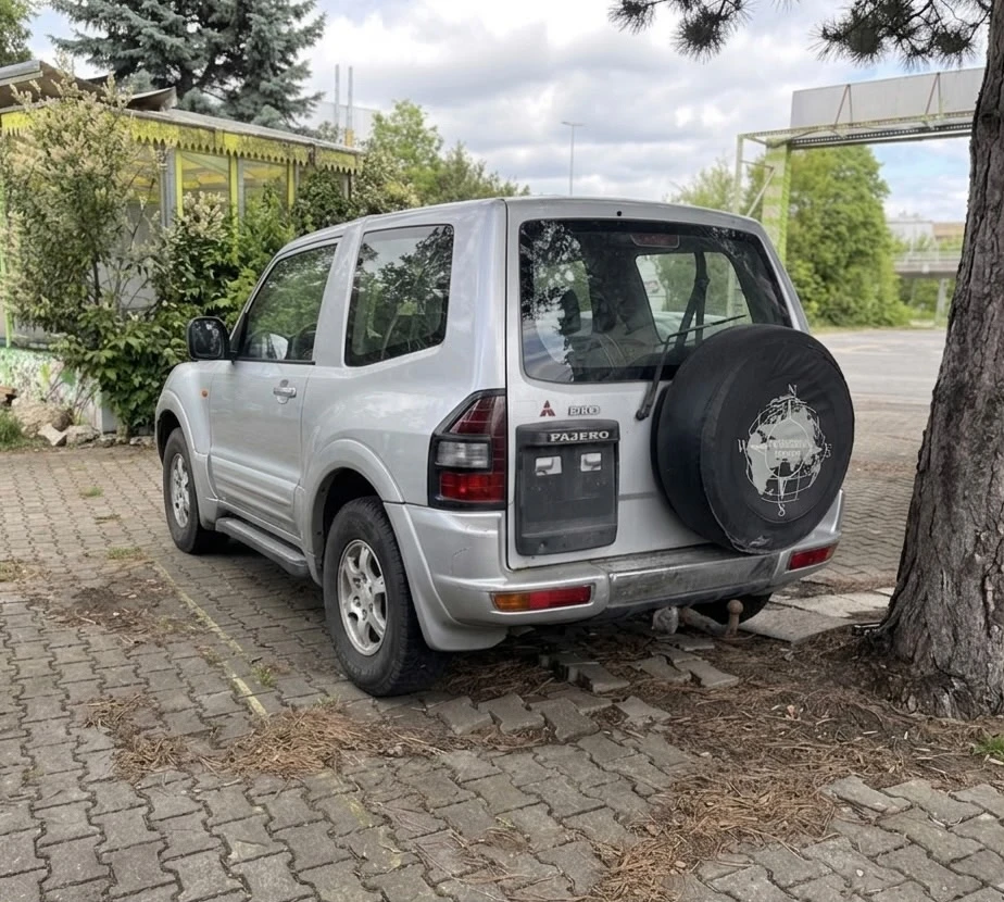 Mitsubishi Pajero 3.2 DI-D, снимка 2 - Автомобили и джипове - 54914457