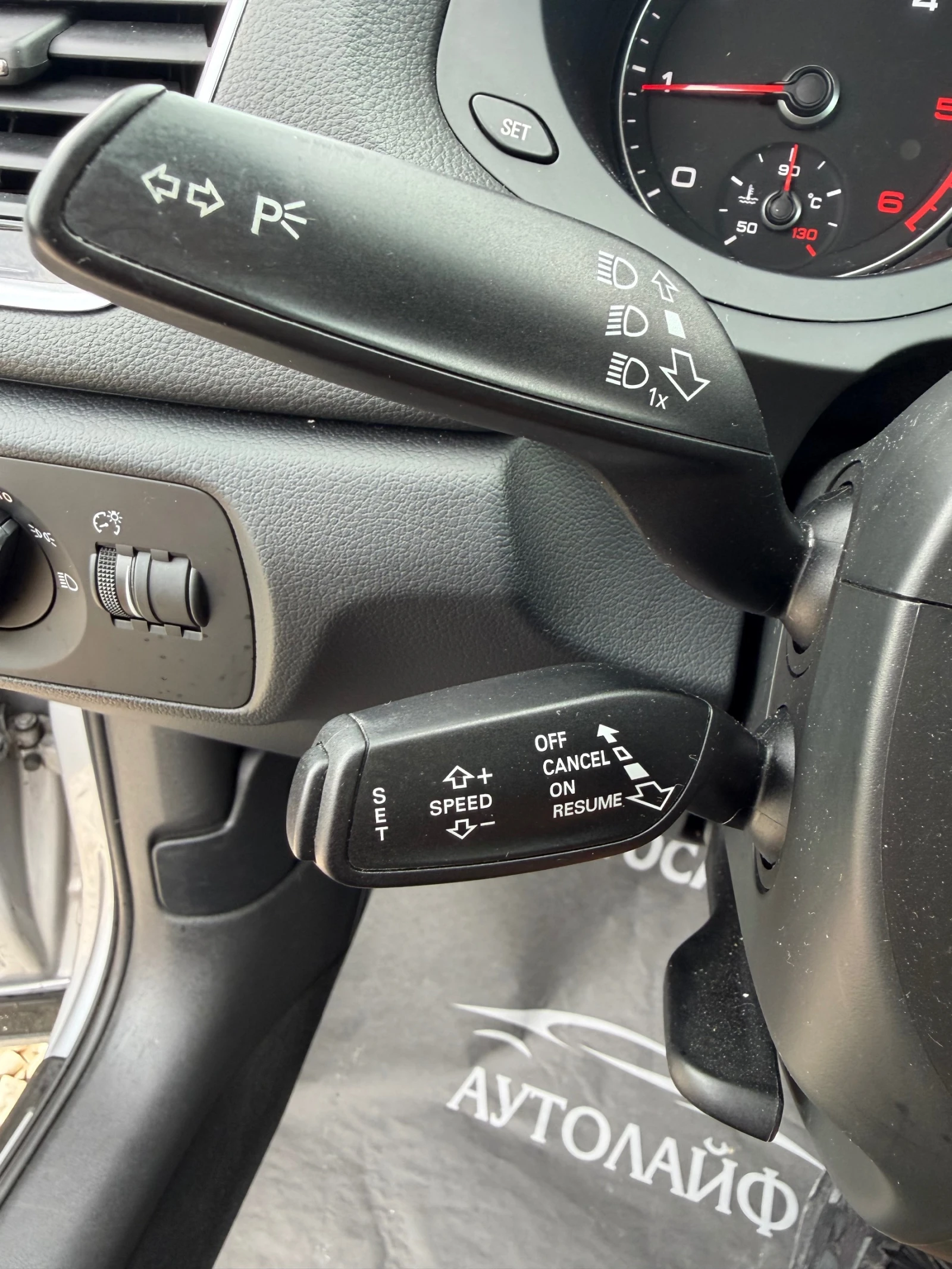 Audi Q3 FACELIFT 2.0TDI-150 FULL LED QUATTRO S-TRNIC PANO, снимка 16 - Автомобили и джипове - 55262624