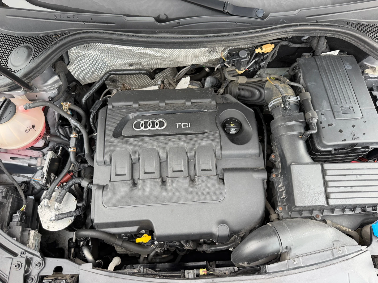 Audi Q3 FACELIFT 2.0TDI-150 FULL LED QUATTRO S-TRNIC PANO, снимка 15 - Автомобили и джипове - 55262624