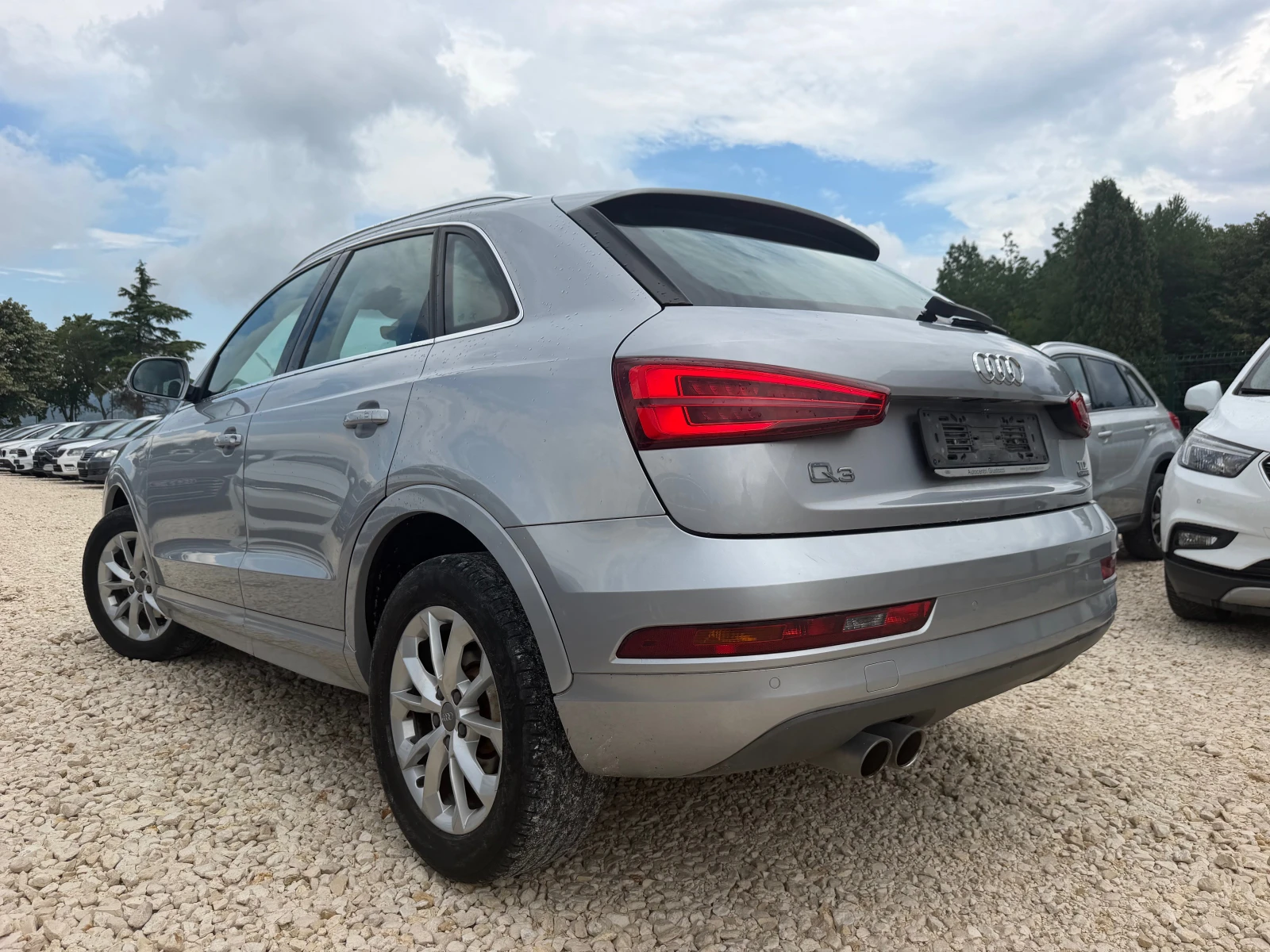 Audi Q3 FACELIFT 2.0TDI-150 FULL LED QUATTRO S-TRNIC PANO, снимка 4 - Автомобили и джипове - 55262624