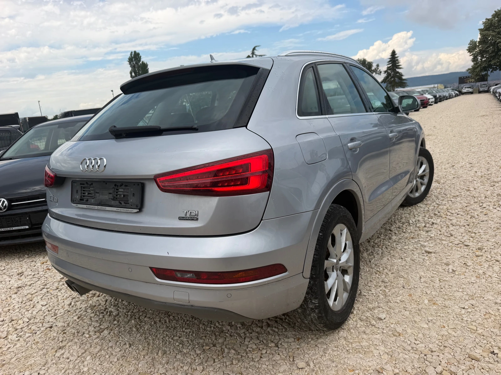 Audi Q3 FACELIFT 2.0TDI-150 FULL LED QUATTRO S-TRNIC PANO, снимка 2 - Автомобили и джипове - 55262624