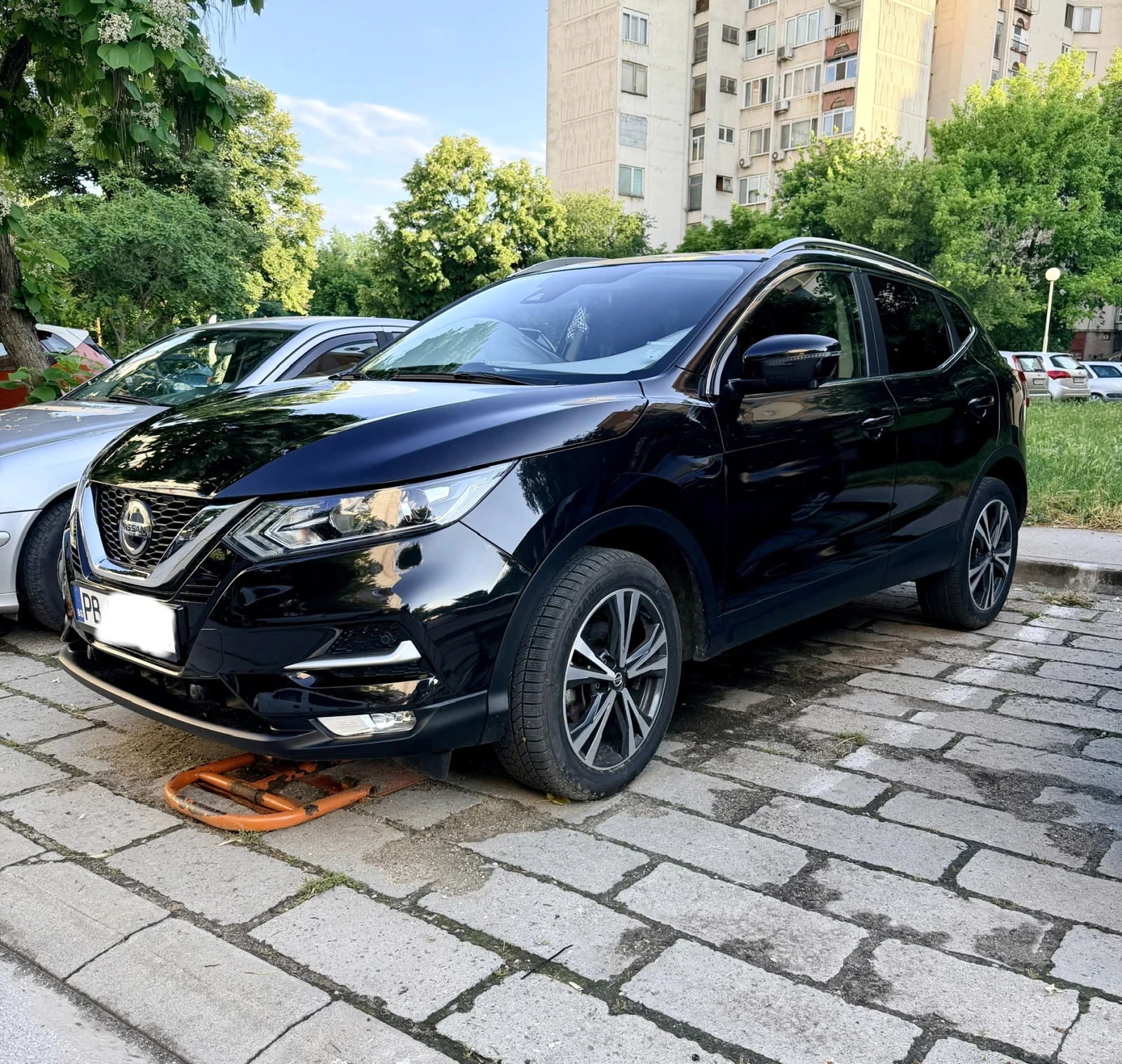 Nissan Qashqai 1.3 140кс Tekna ОТЛИЧЕН , снимка 3 - Автомобили и джипове - 55500352