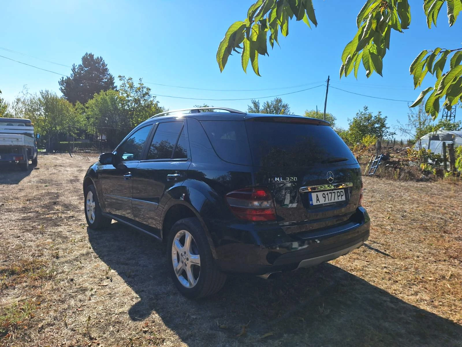 Mercedes-Benz ML 320 320, снимка 11 - Автомобили и джипове - 56350129