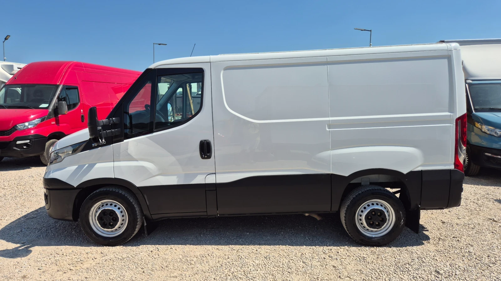 Iveco Daily 35s18* КЛИМАТРОНИК* ШВЕЙЦАРИЯ* , снимка 5 - Бусове и автобуси - 55750732