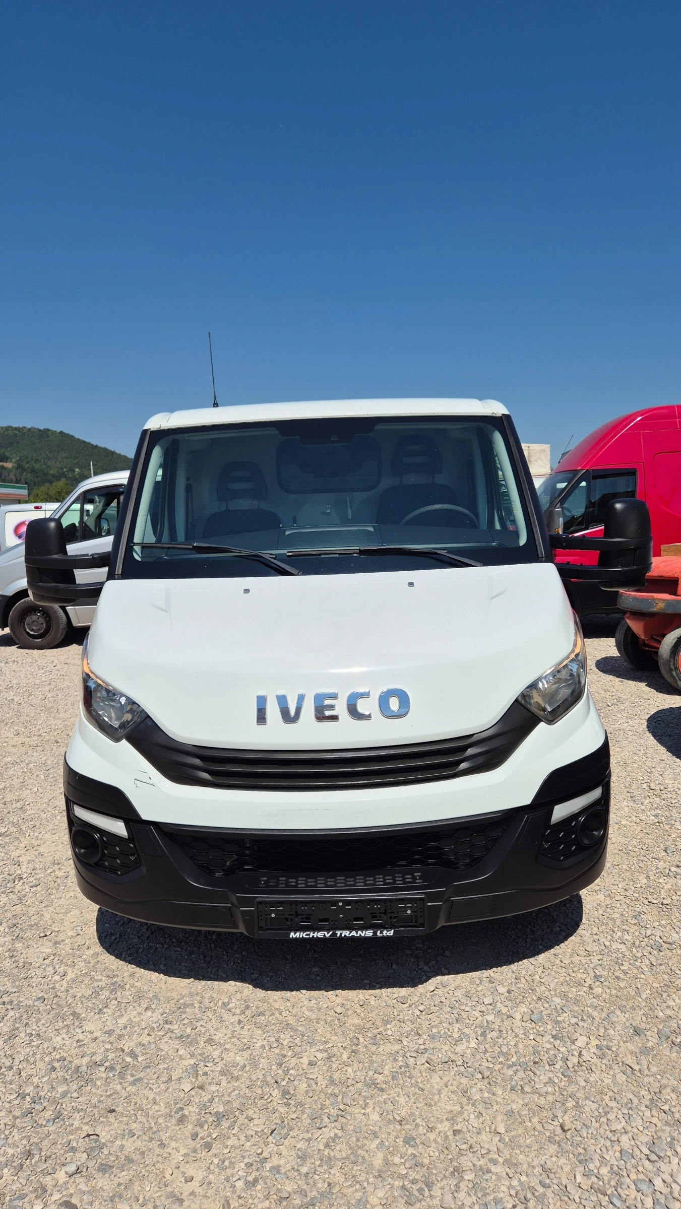 Iveco Daily 35s18* КЛИМАТРОНИК* ШВЕЙЦАРИЯ* , снимка 2 - Бусове и автобуси - 55750732