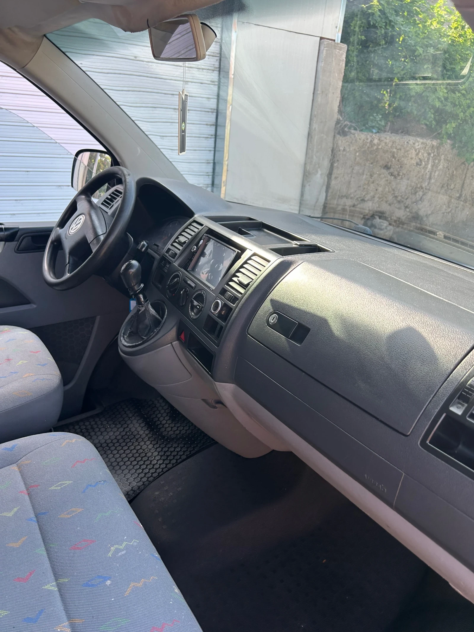 VW T5 Transporter 1.9TDI _105ps, снимка 9 - Бусове и автобуси - 55878956