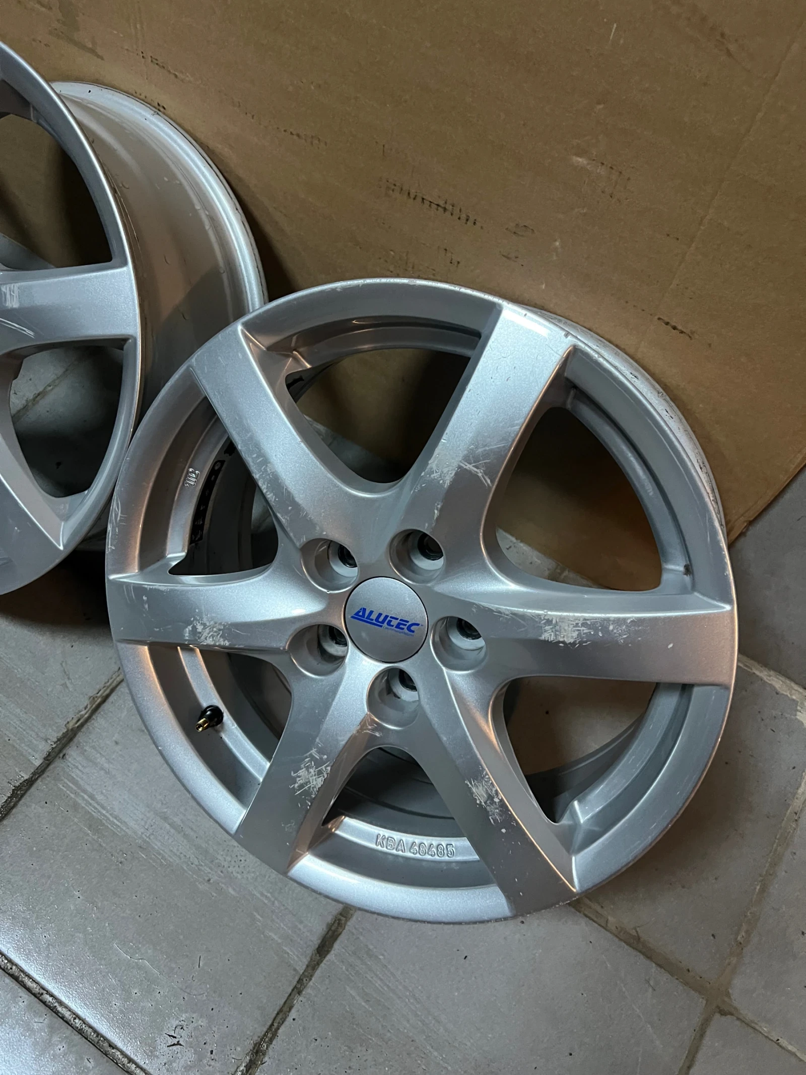 ������ | Mobile.bg � ����������� 4