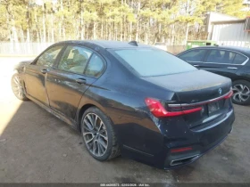 BMW 750 MPACK* ОБДУХ* PANO* AMBIENT* HARMAN* HEADUP* GESTU, снимка 6