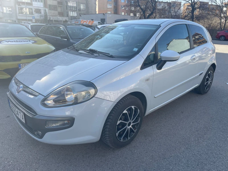 Fiat Punto 1.4 фабрична газ &#128285;, снимка 1 - Автомобили и джипове - 43672700