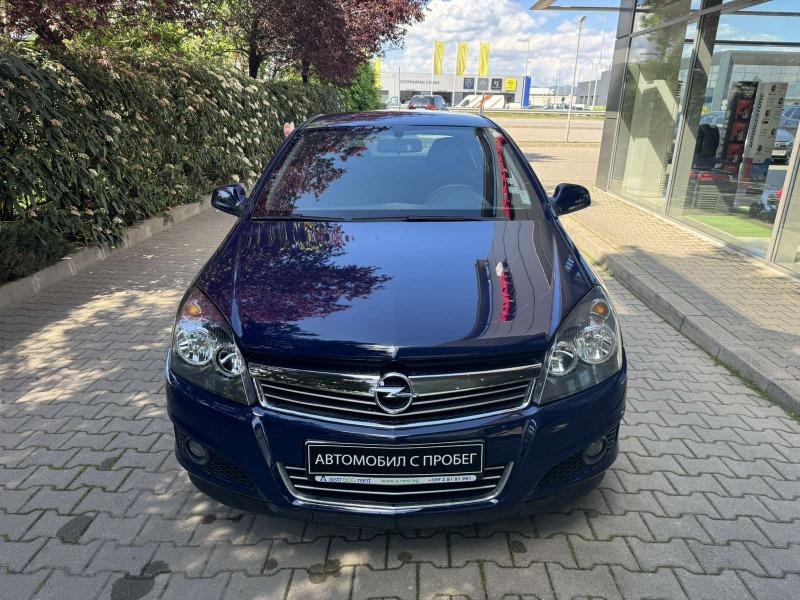 Opel Astra 1.7CDTI, снимка 2 - Автомобили и джипове - 45632794