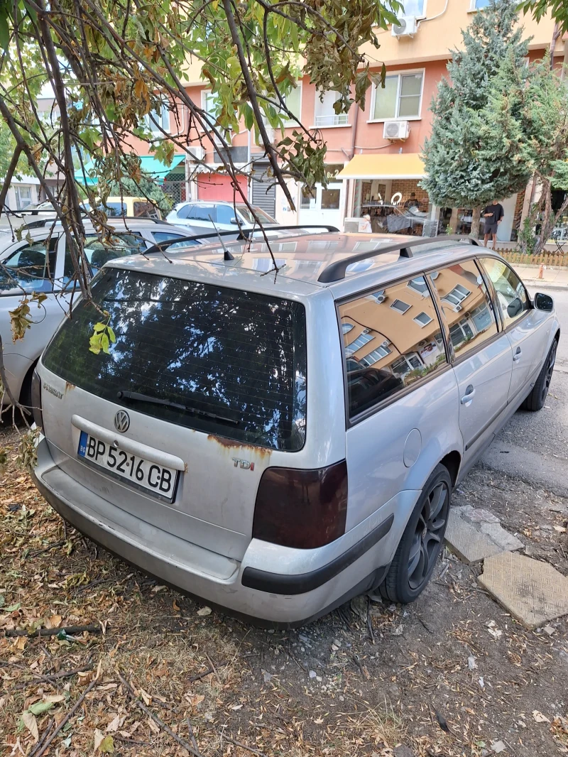 VW Passat 1.9 TDI , снимка 3 - Автомобили и джипове - 47139186