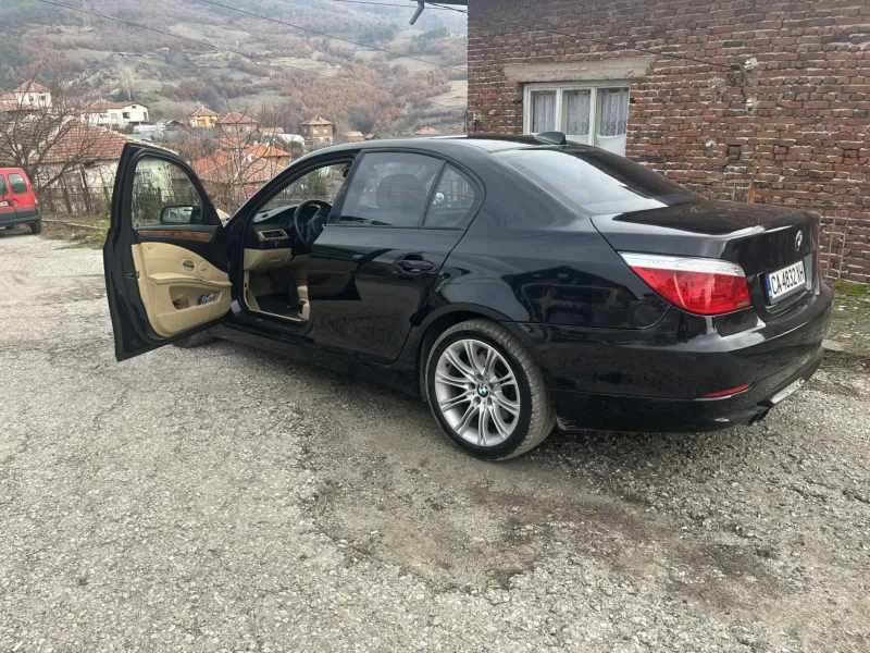 BMW 530, снимка 9 - Автомобили и джипове - 48440396