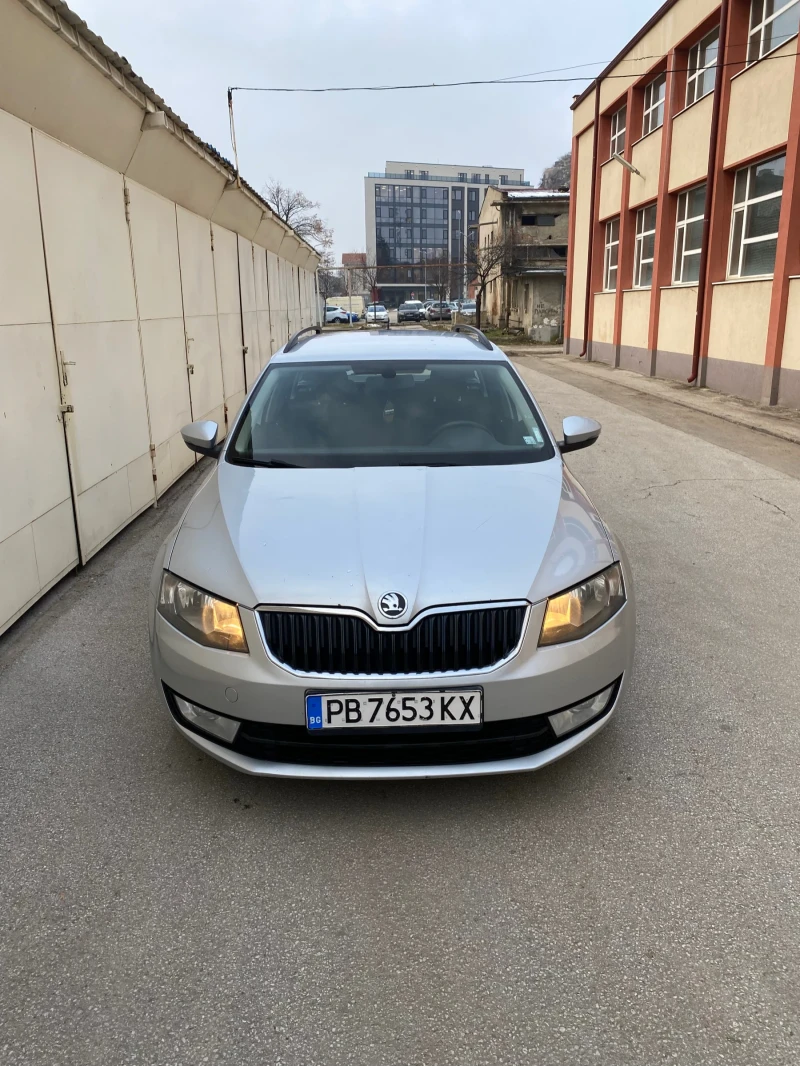 Skoda Octavia, снимка 1 - Автомобили и джипове - 48772081