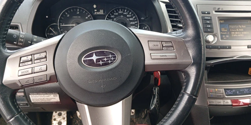 Subaru Legacy 2.0D, снимка 4 - Автомобили и джипове - 48950566