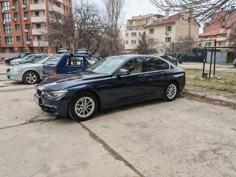 BMW 320, снимка 1 - Автомобили и джипове - 49302262