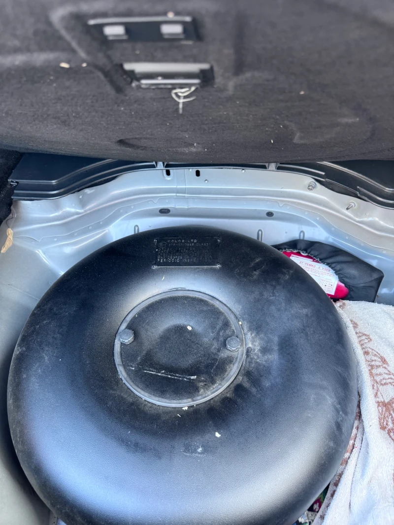 Mercedes-Benz E 350 4matic, снимка 17 - Автомобили и джипове - 52393739