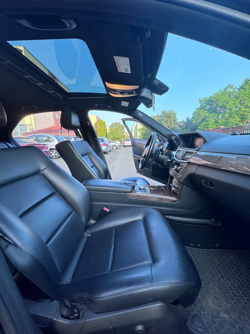 Mercedes-Benz E 350 4matic, снимка 11 - Автомобили и джипове - 52393739