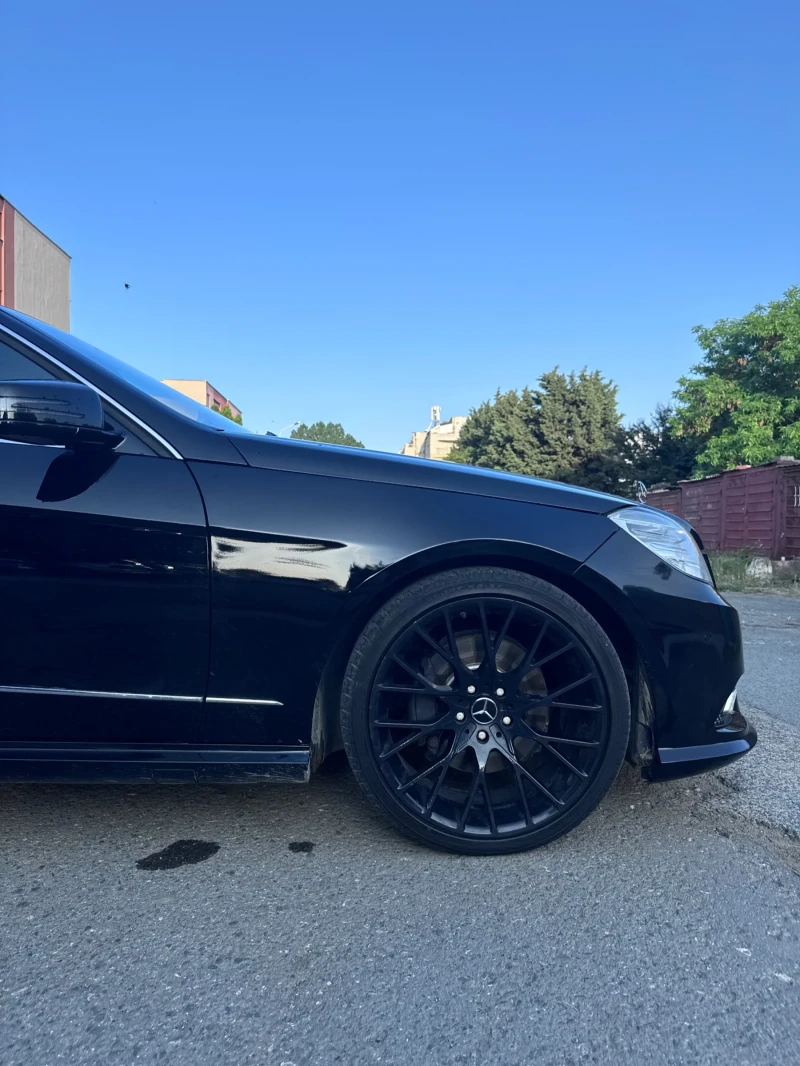 Mercedes-Benz E 350 4matic, снимка 7 - Автомобили и джипове - 52393739