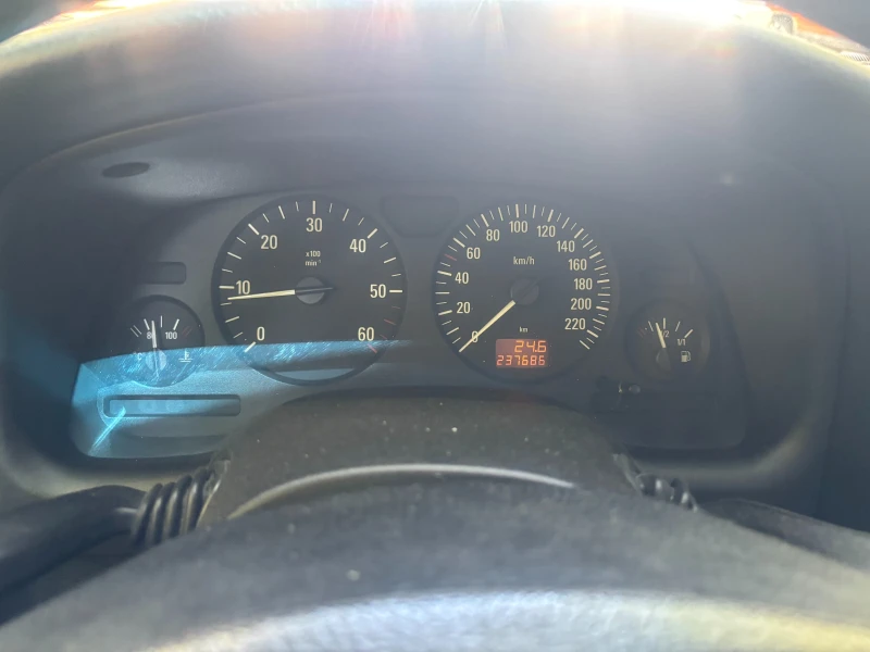 Opel Astra, снимка 5 - Автомобили и джипове - 52447272