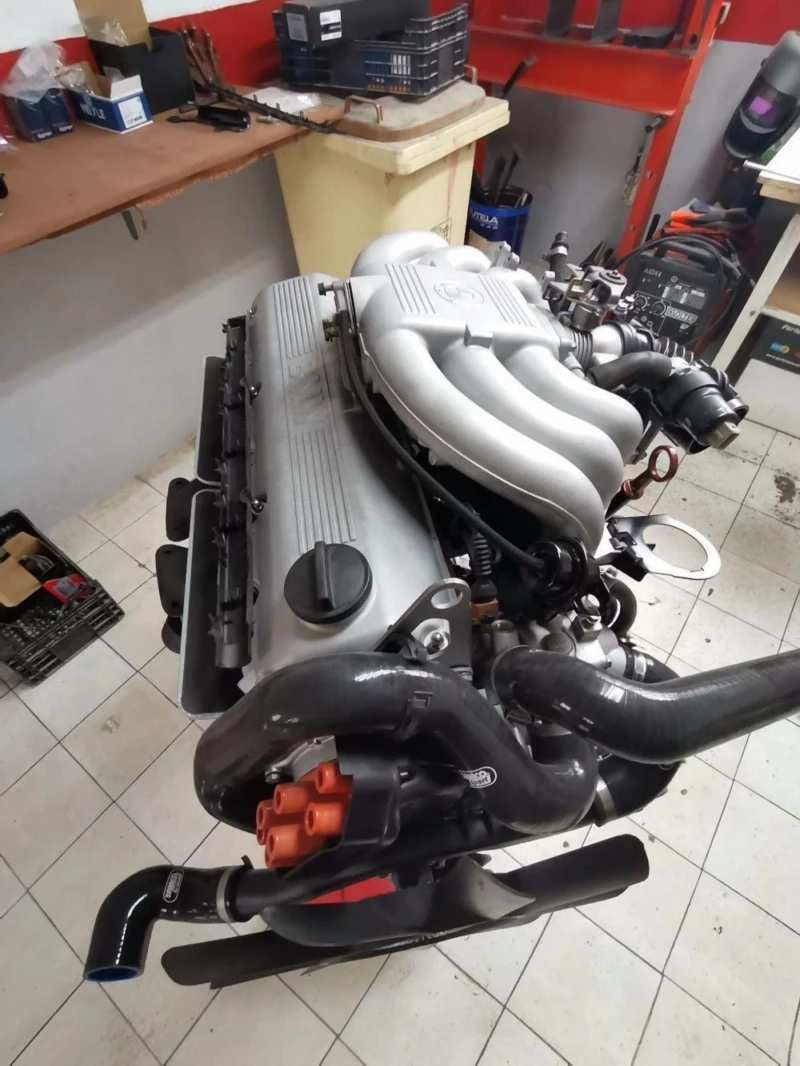 BMW 325 325i, снимка 11 - Автомобили и джипове - 51476561