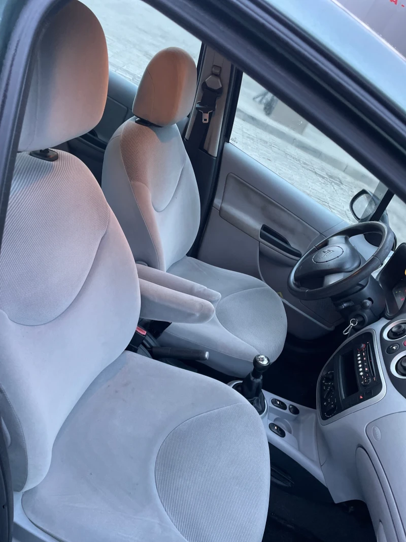 Citroen C3, снимка 6 - Автомобили и джипове - 51923978
