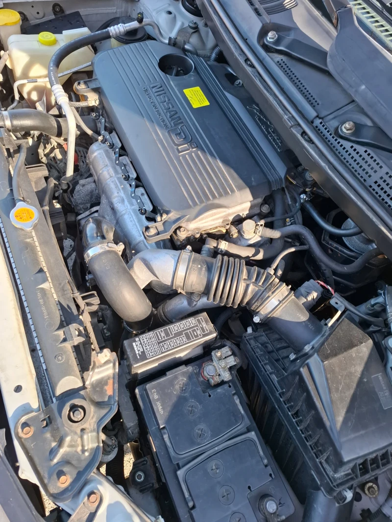 Nissan Almera tino 2, 2 DI, снимка 4 - Автомобили и джипове - 52435422