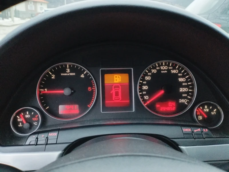 Audi A4 1.9 TDI 116hp Android Navi Подгрев Full, снимка 15 - Автомобили и джипове - 53129781