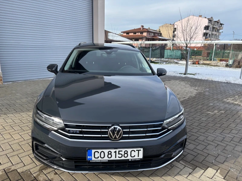 VW Passat 1.4 GTE Plug-in Hybrid ГЕРМАНИЯ Реални км., снимка 8 - Автомобили и джипове - 53538846