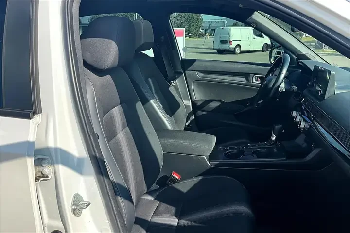 Honda Civic CVT/KEYLESS/ADAPTIVE CRUISE/LANE ASSIST | Mobile.bg   11