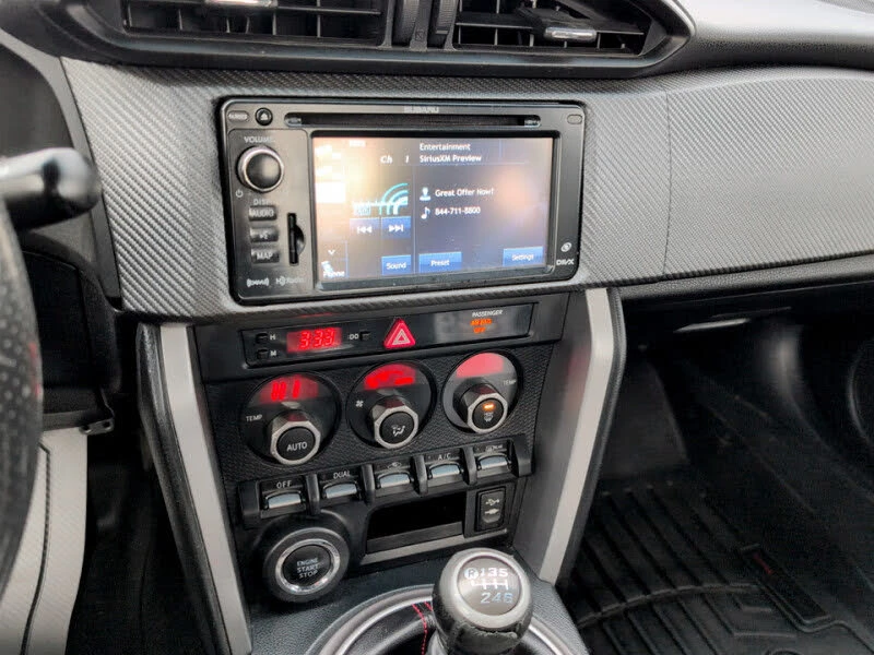 Subaru BRZ Sport-tech * RWD * АвтоКредит* (ЦЕНА ДО БГ), снимка 13 - Автомобили и джипове - 53262758