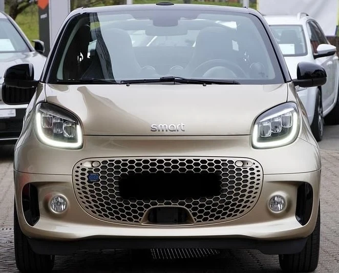 Smart Fortwo CABRIO 31000km 12.2020г, снимка 2 - Автомобили и джипове - 54092995