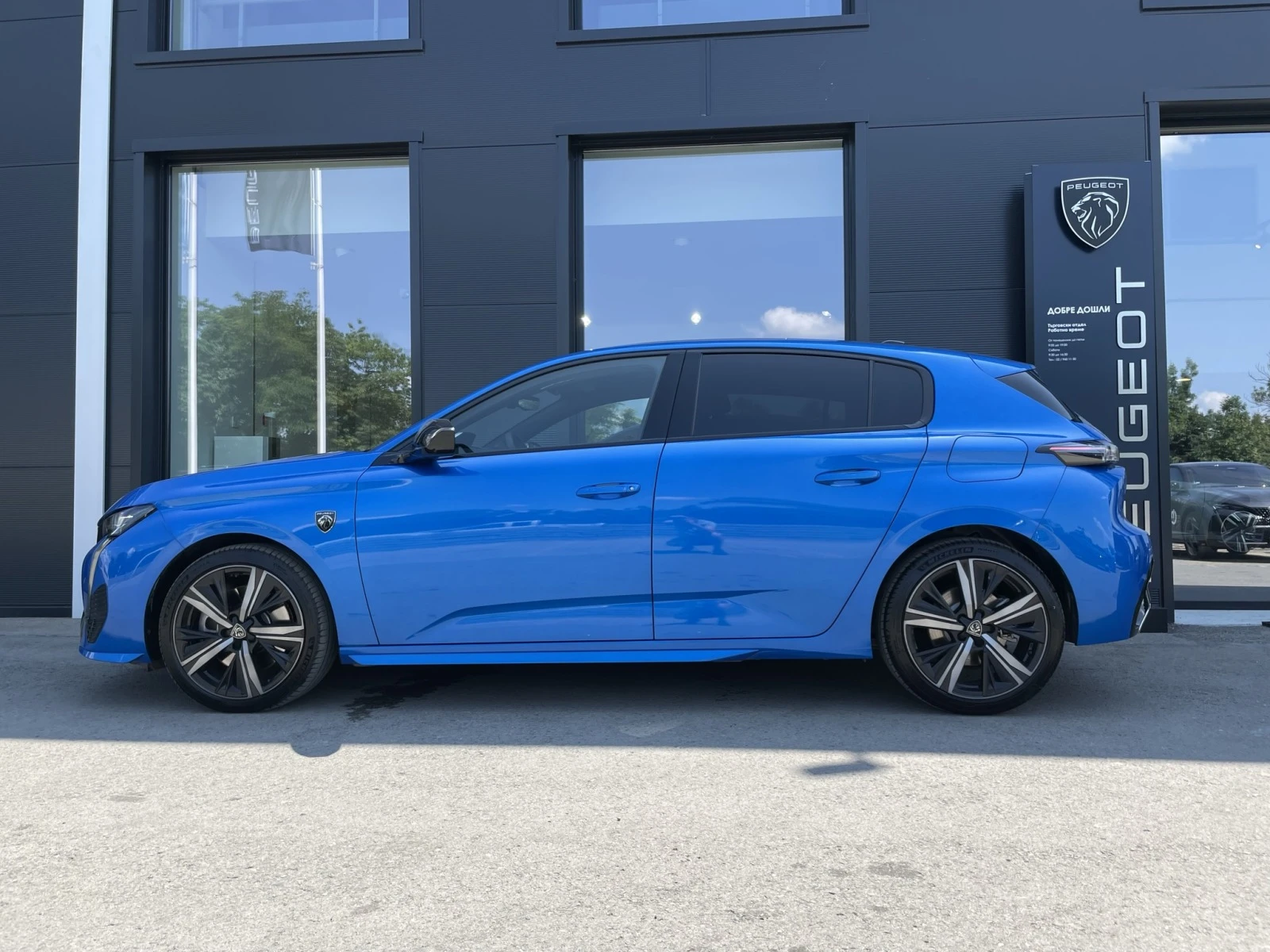 Peugeot 308 GT PACK 1, 6 PHEV 180 e-EAT8 от 672 лв./мес. с ДДС - изображение 6