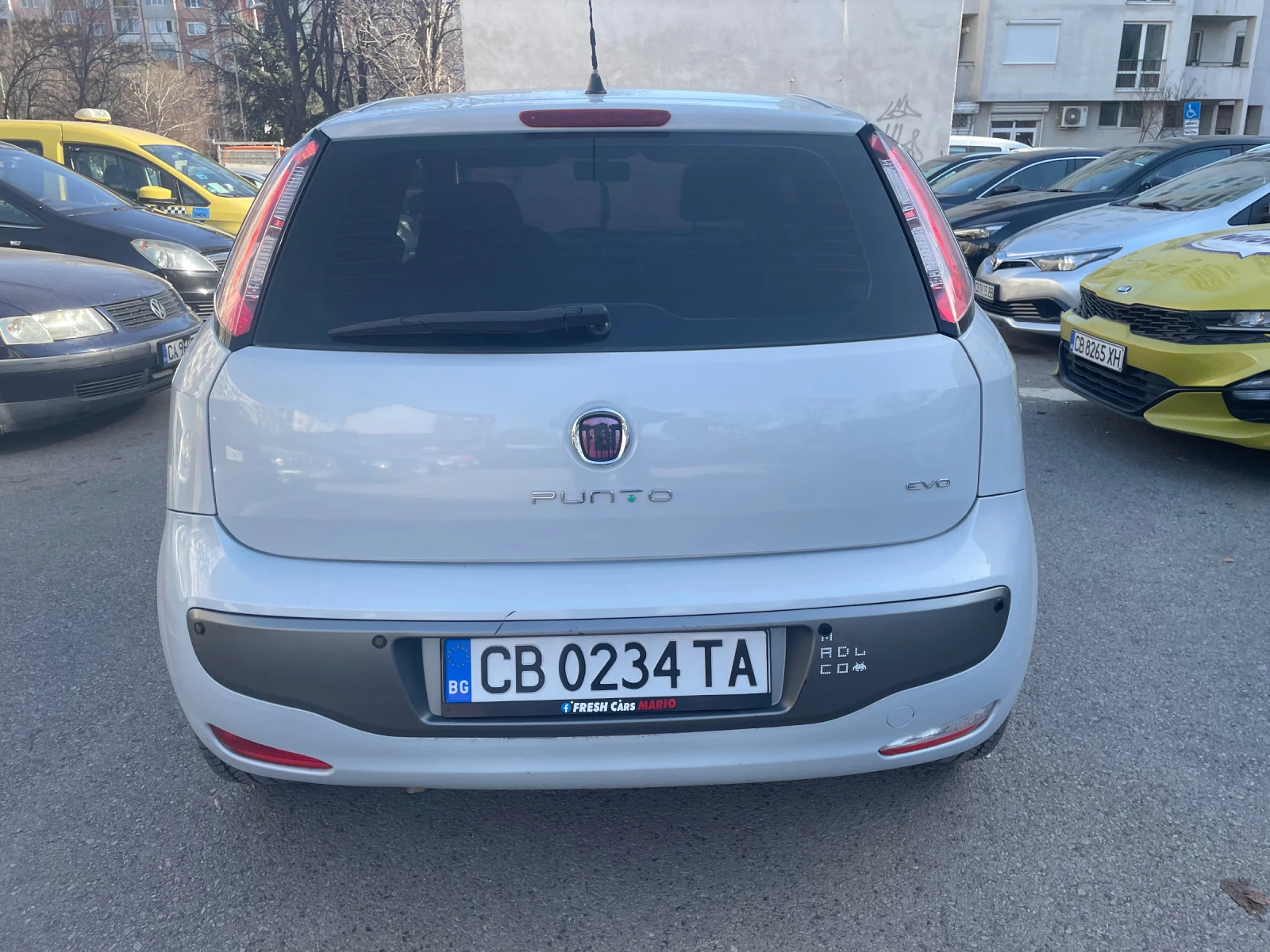 Fiat Punto 1.4 фабрична газ 🔝 - изображение 6