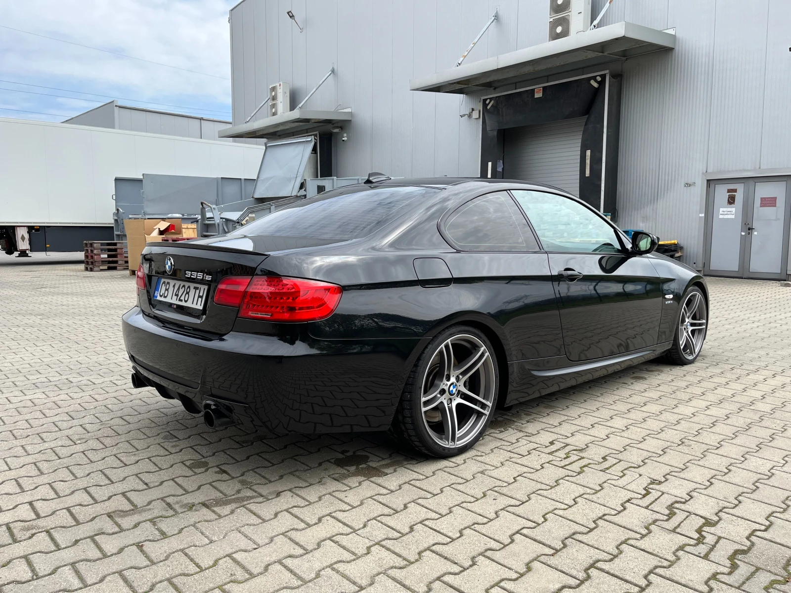 BMW 335 is - изображение 4
