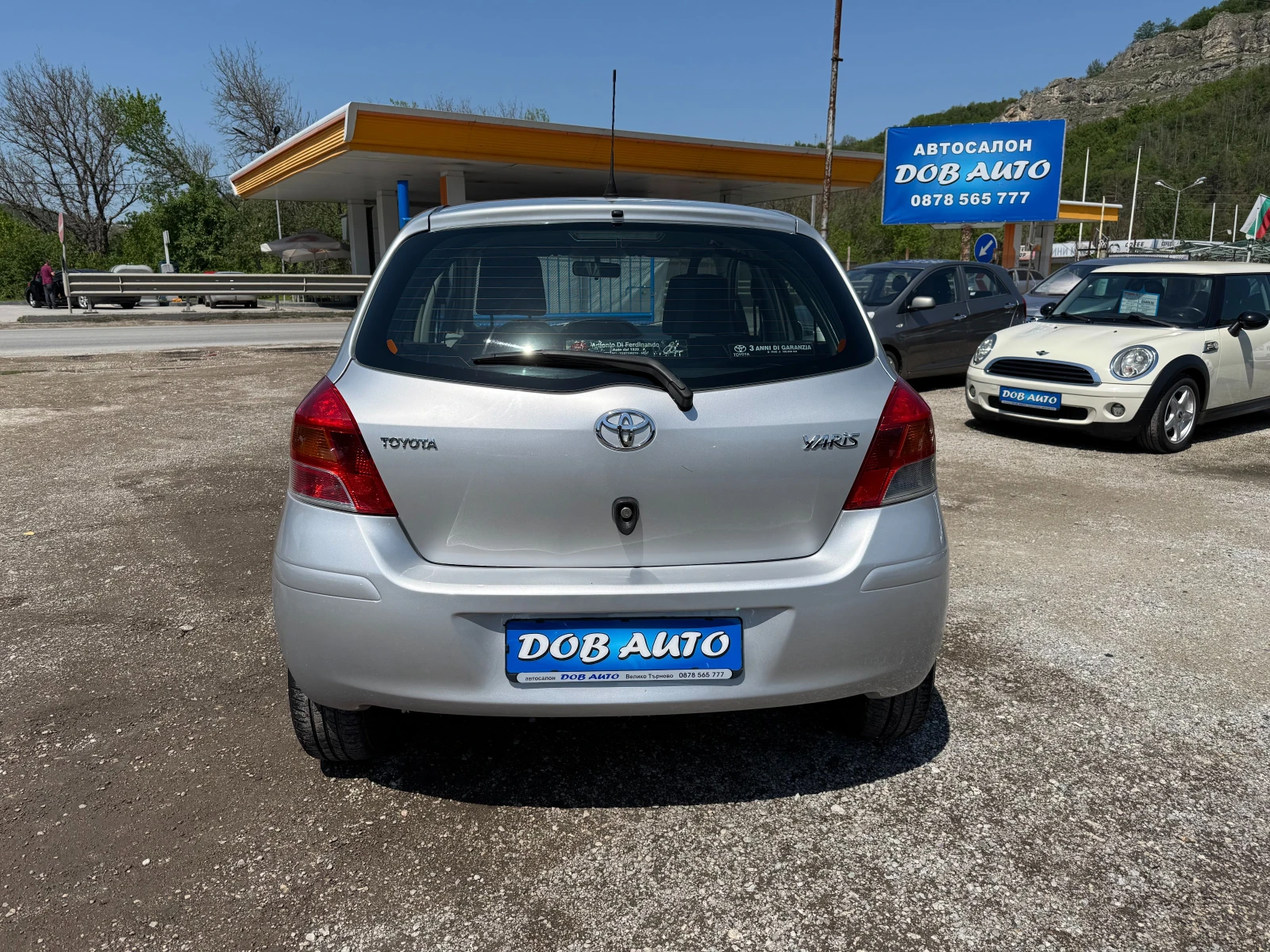 Toyota Yaris 1.0i-69K.C - изображение 5