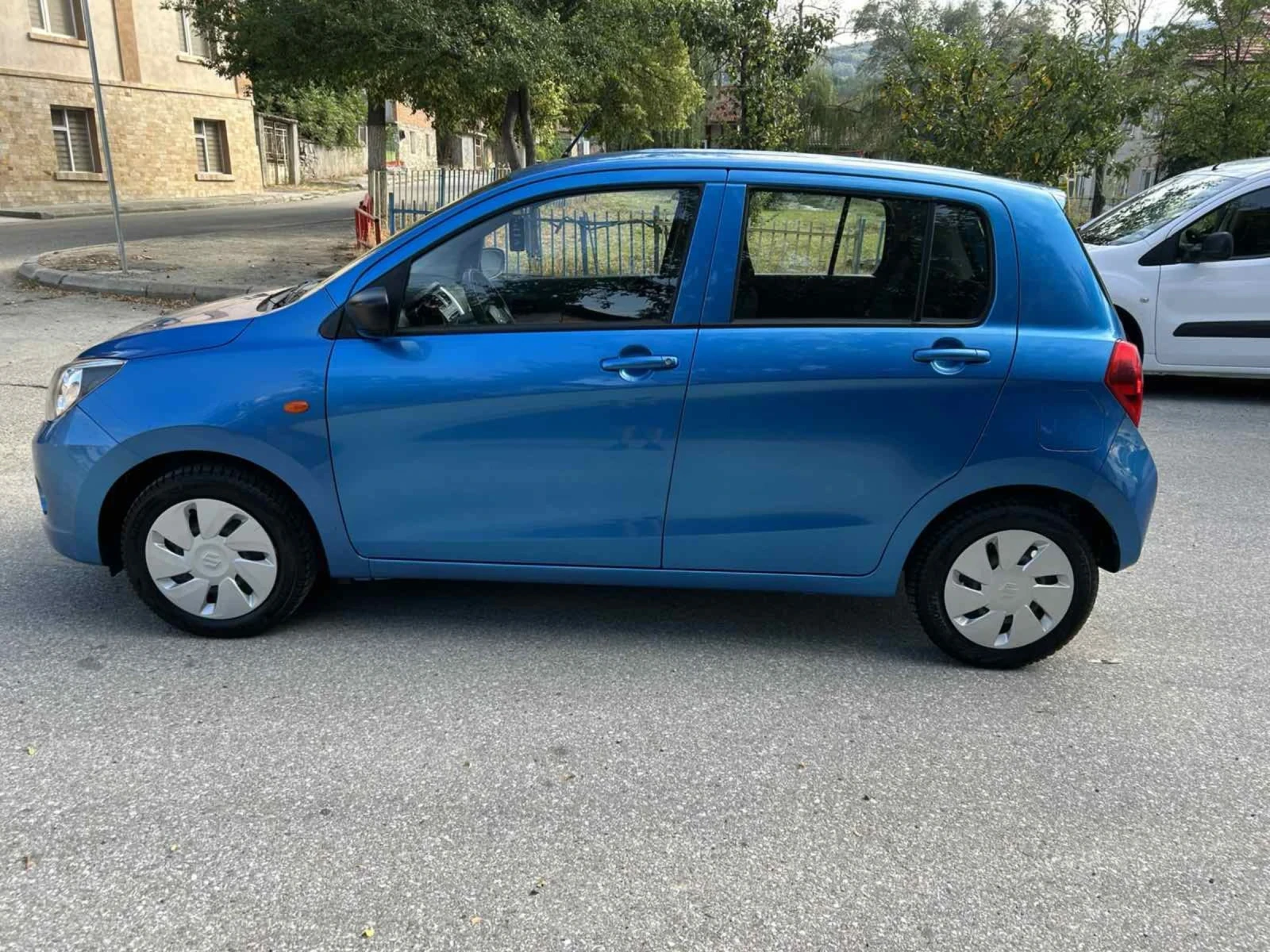 Suzuki Celerio  - изображение 7