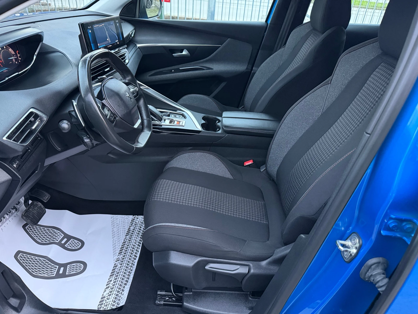 Peugeot 3008 1.5 AVTOMAT LED KAMERA - изображение 8