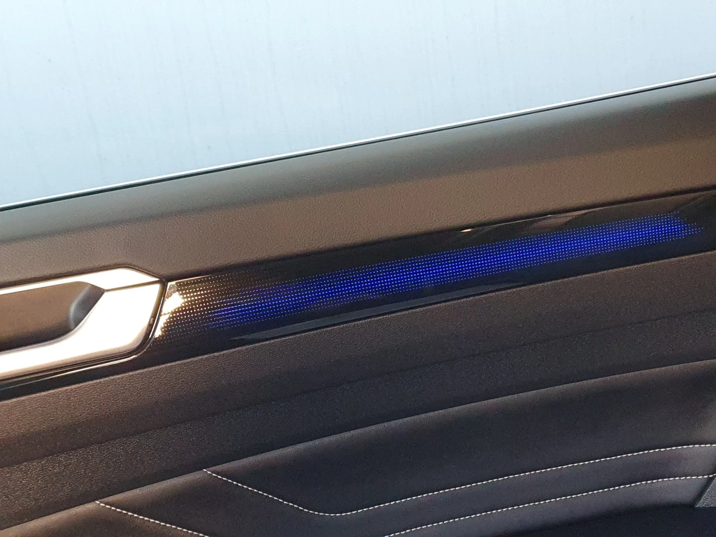 VW Arteon R-Line 2.0 TDI SCR 4MOTION DSG | Mobile.bg � ����������� 14