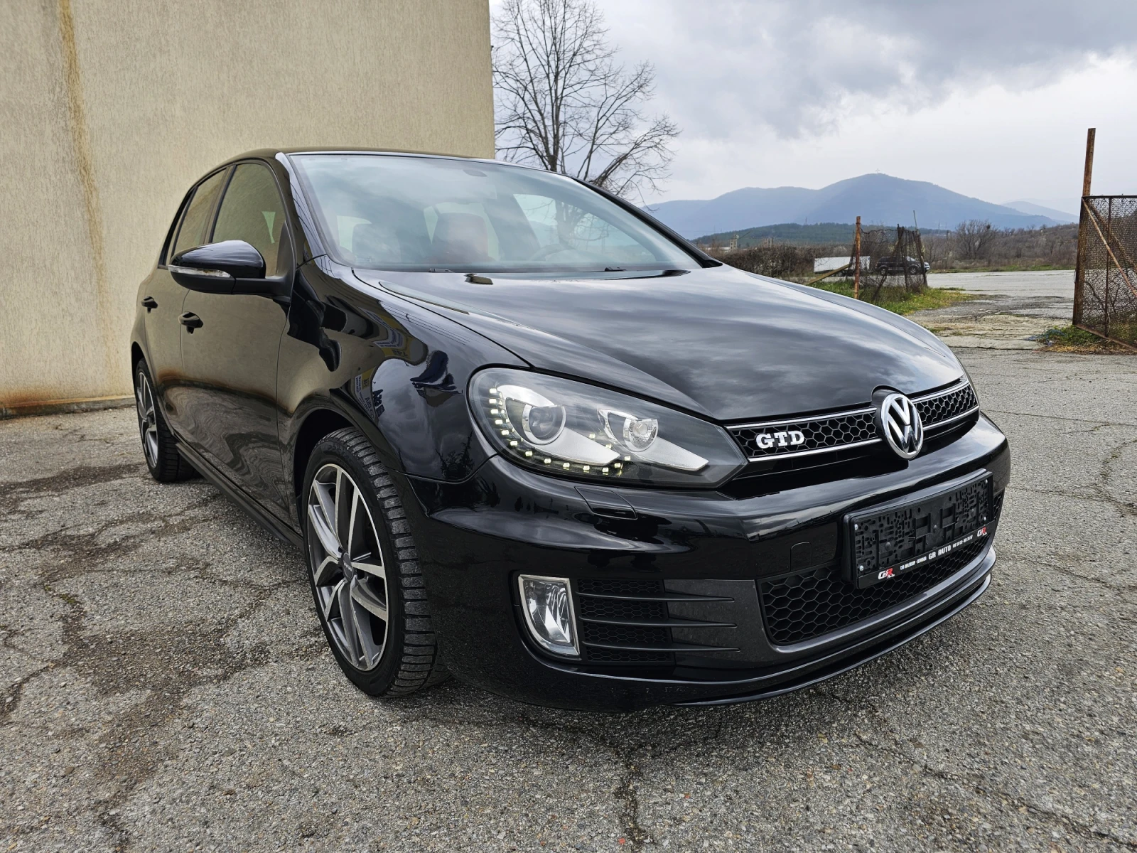 VW Golf GTD, снимка 3 - Автомобили и джипове - 53960361