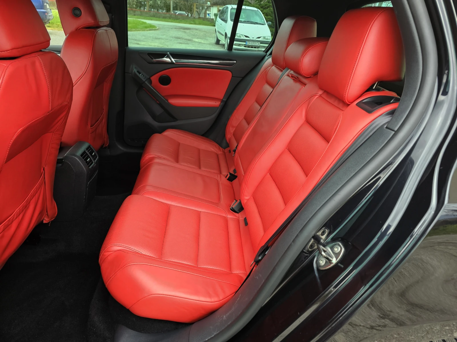 VW Golf GTD, снимка 12 - Автомобили и джипове - 53960361