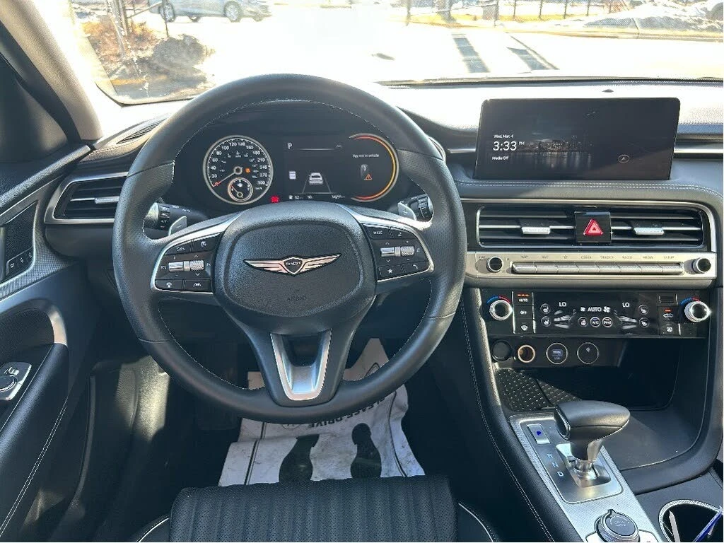 Genesis G70 2.5T Advanced AWD, снимка 11 - Автомобили и джипове - 54604973