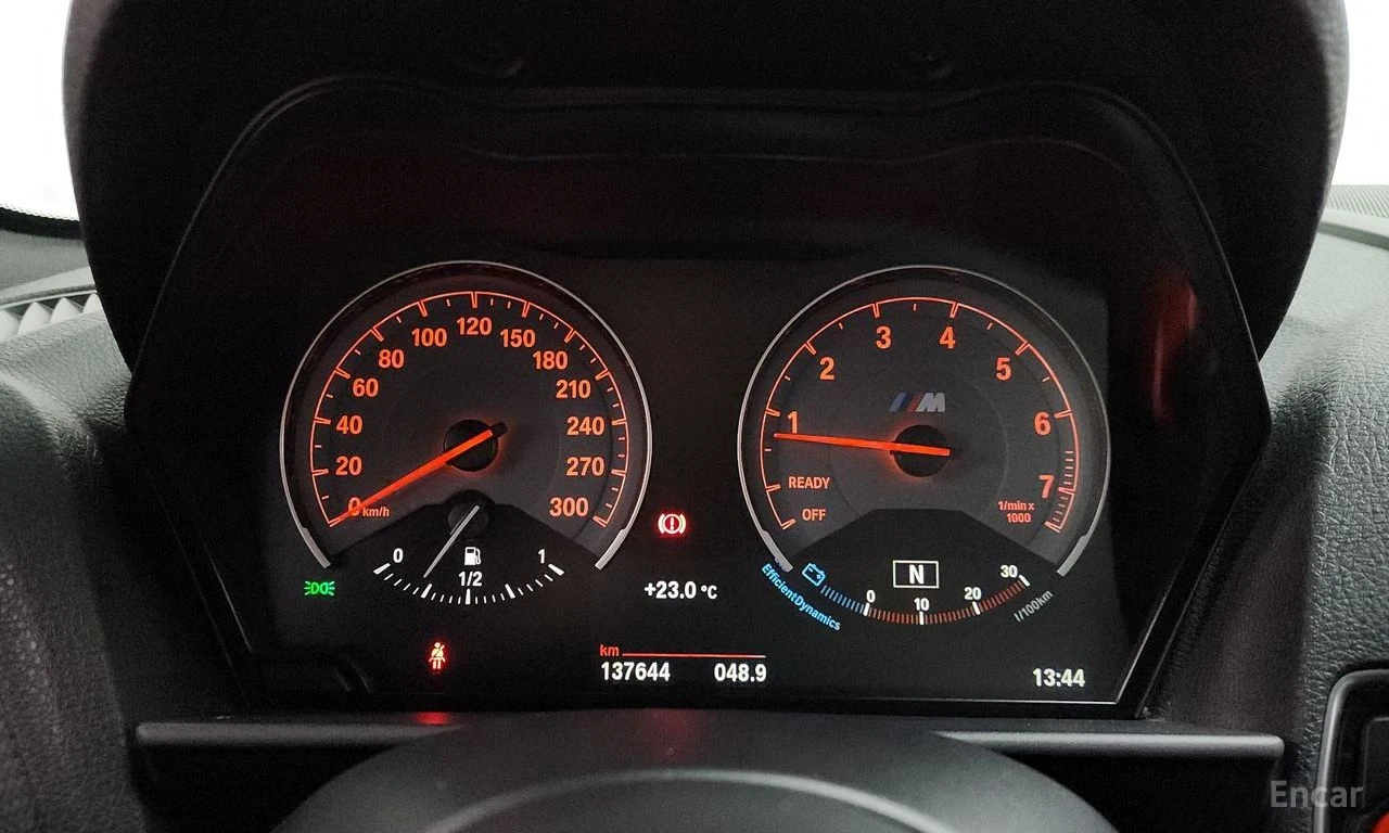 BMW M2 HARMON* KARDON* CARBON, снимка 14 - Автомобили и джипове - 54698974