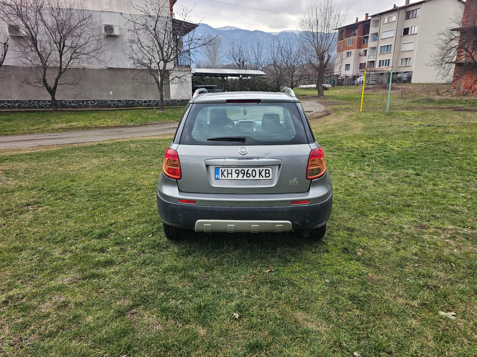 Fiat Sedici 1, 9 JTD 4X4 120.к.с, снимка 7 - Автомобили и джипове - 55405705