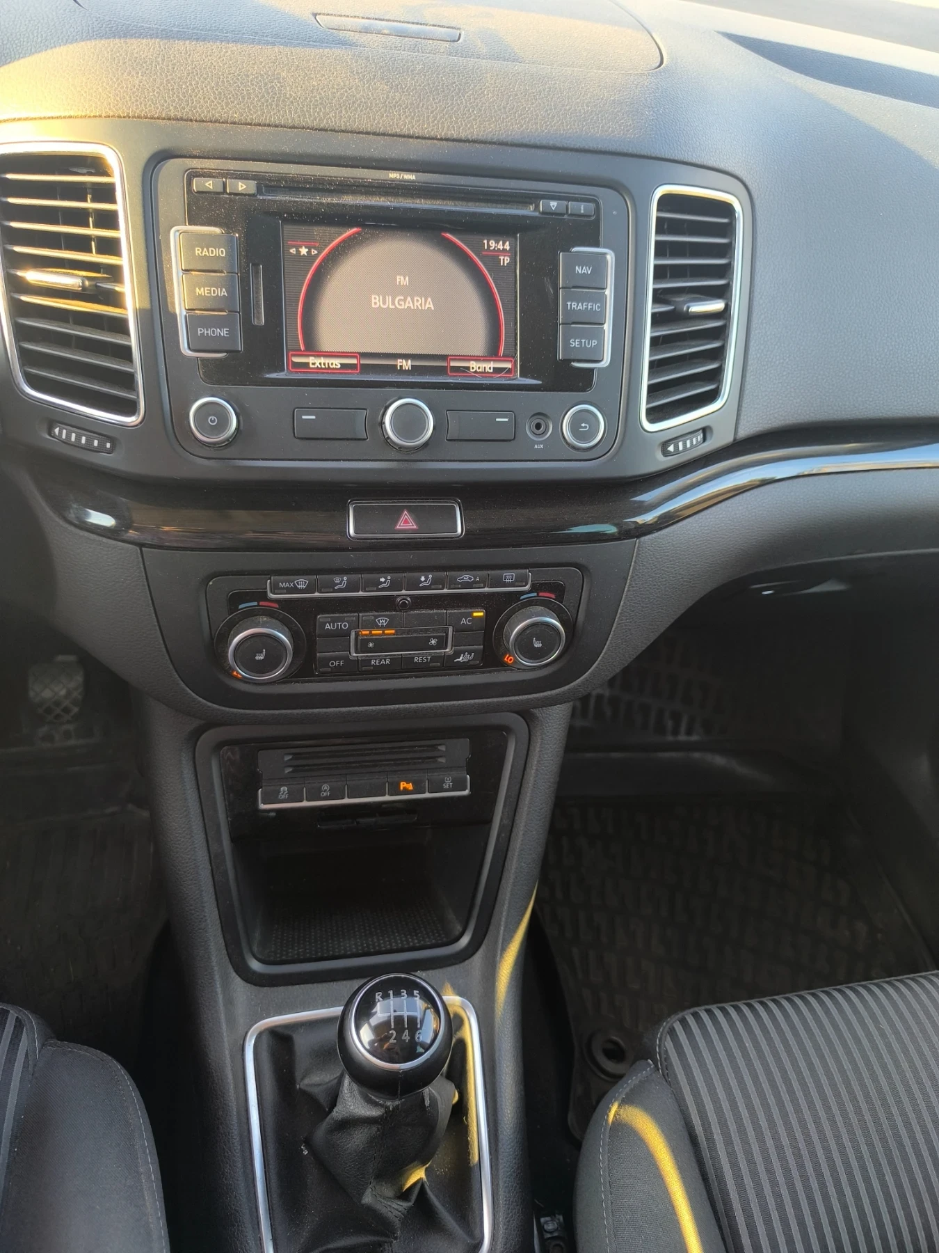 Seat Alhambra, снимка 8 - Автомобили и джипове - 54730346