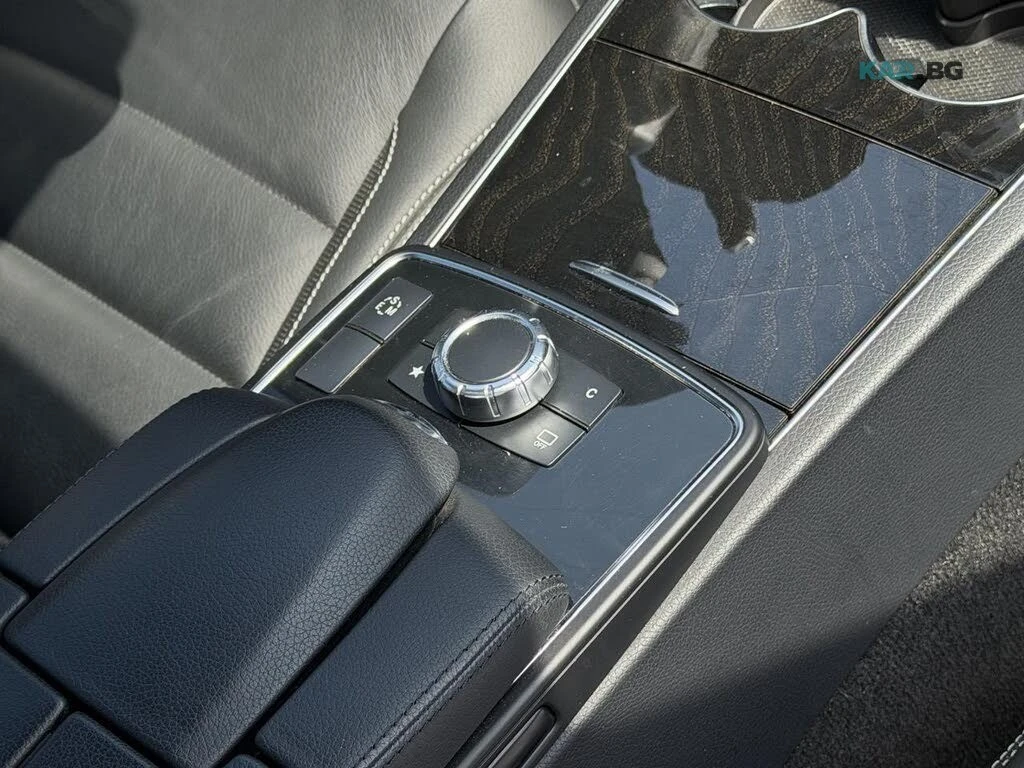 Mercedes-Benz E 400 4MATIC * Pano * АвтоКредит * (ЦЕНА ДО БГ), снимка 10 - Автомобили и джипове - 54854272